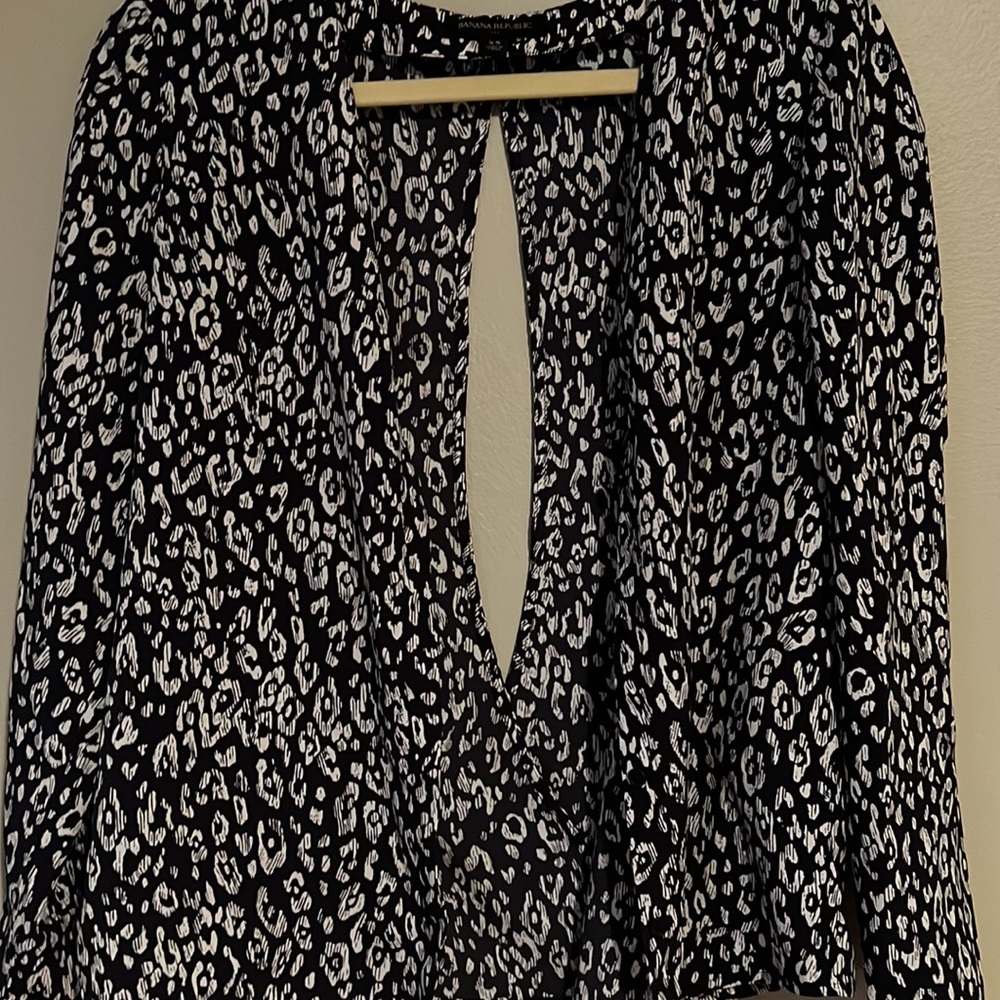 Banana Republic XS button down long sleeve shirt - Picture 10 of 11
